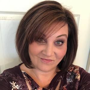 Meet your Posher, Christine